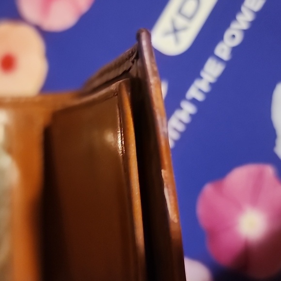 Vintage Dooney &‎ Bourke checkbook wallet - Picture 14 of 14